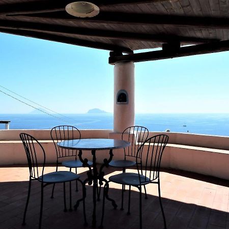 Case Al Mare - Terrazzi Panoramici E Ampio Giardino Santa Marina Salina Luaran gambar