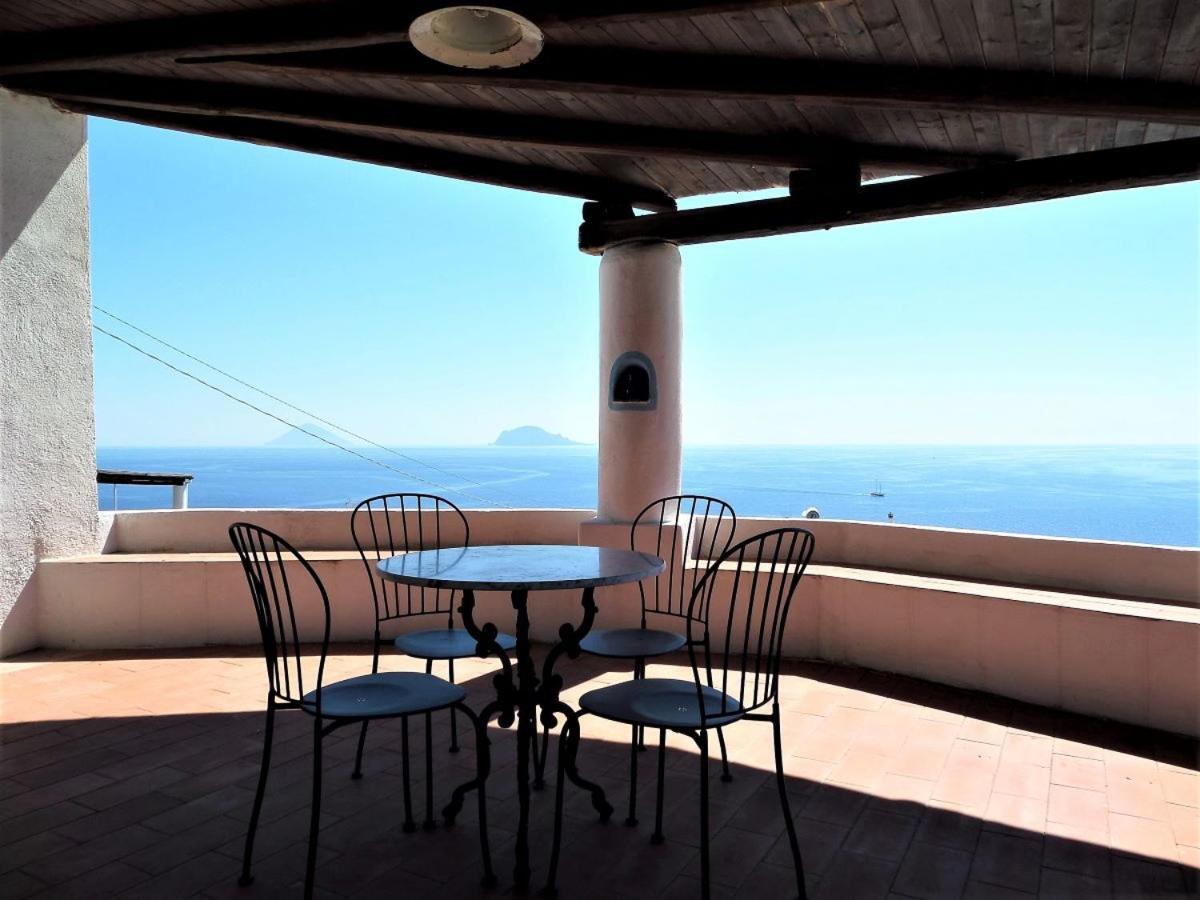 Case Al Mare - Terrazzi Panoramici E Ampio Giardino Santa Marina Salina Luaran gambar